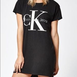 Calvin Klein T-Shirt Dress
